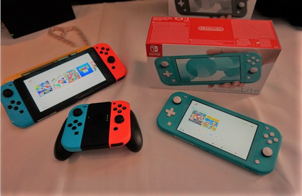 Switch Lite with the Switch Consoles